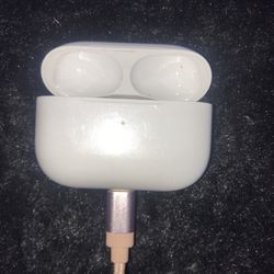 AirPods Pro Gen 2 Charging