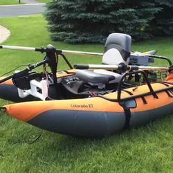 Colorado XT Pontoon Boat 
