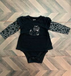 babyGap Cat Graphic Long Sleeve Bodysuit (6-12 mon)