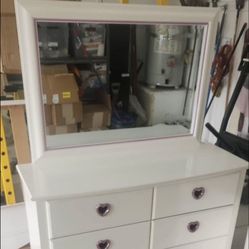 Dresser And Night Stand 