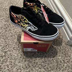 Vans Kids Size 3 New In Box