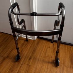 IT IS SUPER NECESSARY IT IS ADJUSTS   ( no pets no smoke)