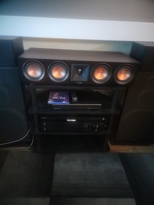 Klipsch RP404C Walnut 500w
