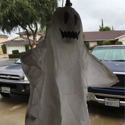 Hanging Ghosts