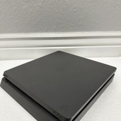 PS4 Slim