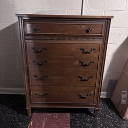 Used - 4 Drawer Dresser Brown - NEGOTIABLE