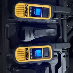 Dewalt Walkie-talkie