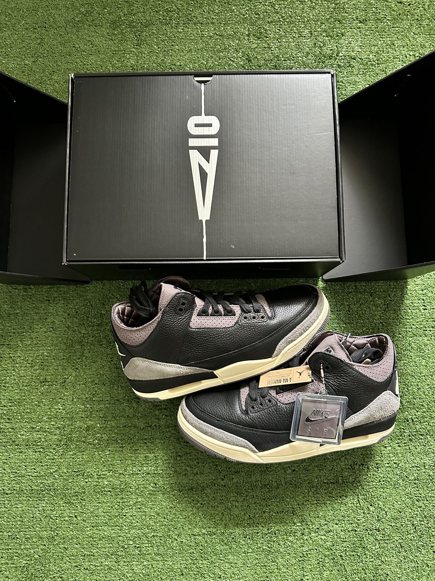 Jordan 3 Retro OG SP “A Ma Manière “