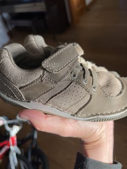 Stride Rite boys shoes 9.5