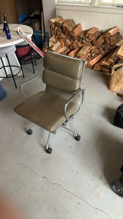 Office Desk Chairs