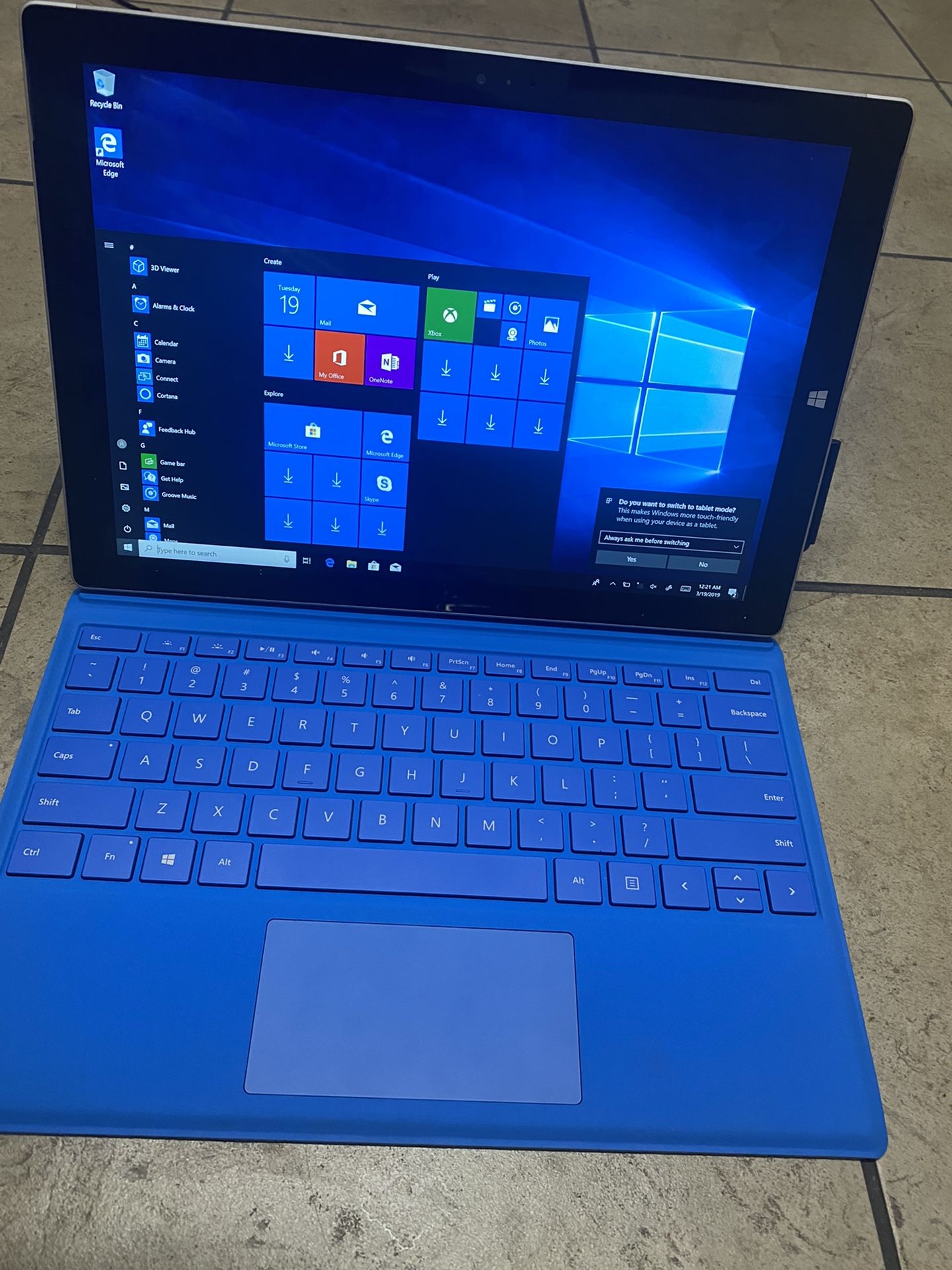 Microsoft surface pro laptop excellent condition