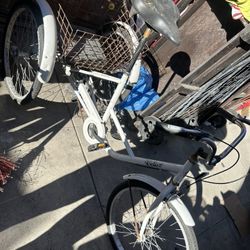 Triciclo De Tres llantas