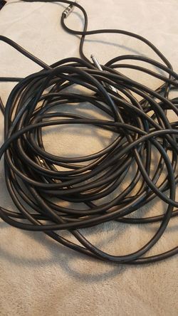 Audio equipment speaker wire