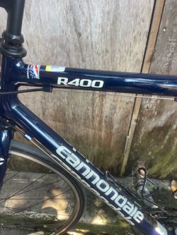 A nice Cannondale racing bike R400 everything works great