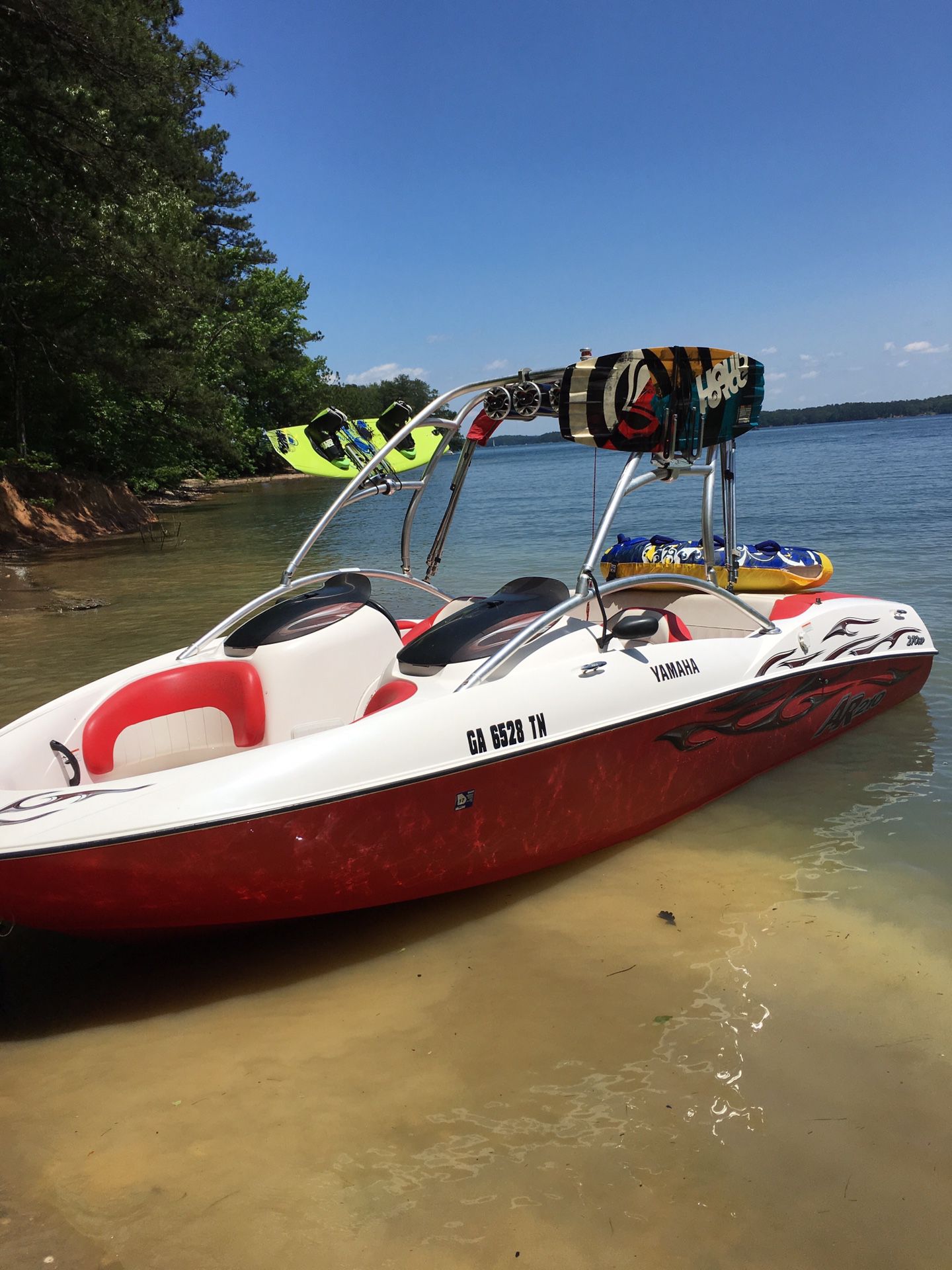 2005 YAMAHA BOAT 21” CLEAN TITLE IN HAND