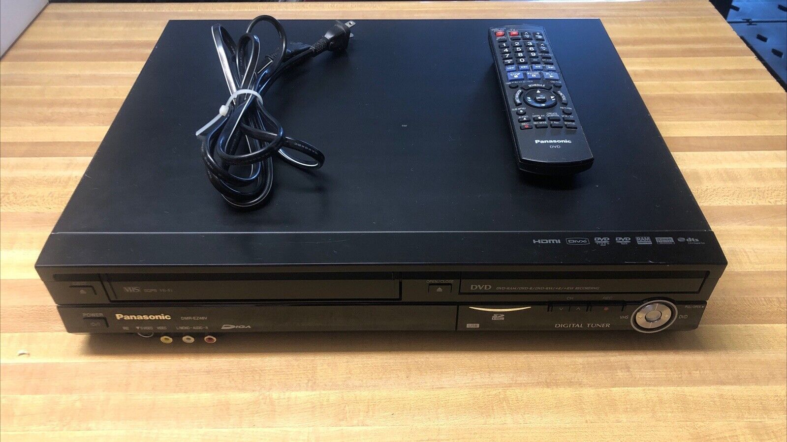 Panasonic DMR-EZ485V DVD/VHS Recorder w HDMI