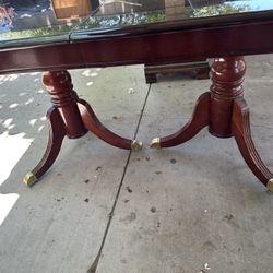 Vintage Cherry Color Wood Short Dinning Table W Center Leaf Heavy 