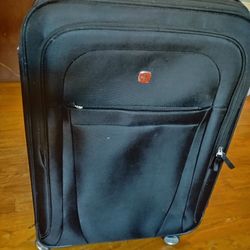 SwissGear suitcase 