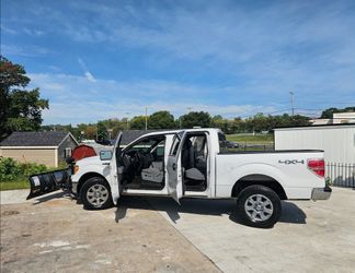 Ford  F150  4x4 With Snow Plow