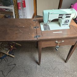 Old Sewing Machine! 