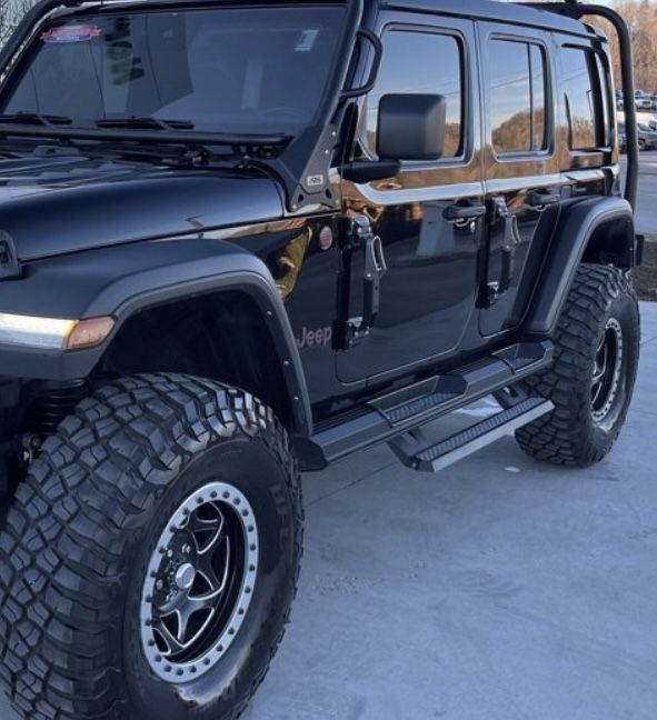 Jeep JLU Wrangler Armor Lite 4-Door Rocksliders w/ Armor lite Extended drop step and Skid Plate