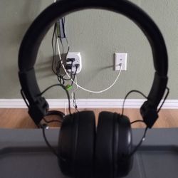 Bluetooth Over The Ear Headphones Jlab