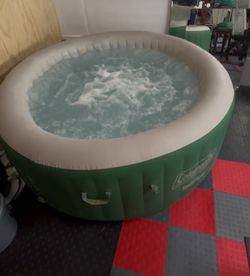 Coleman SaluSpa 4-6 Person Round 77x28 Inflatable Hot Tub Green w/ Cover