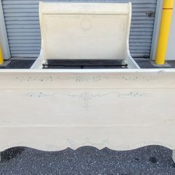 (FREE DELIVERY) Thomasville Full Size Sleigh Bed Frame 