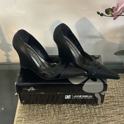 Black Point High Heels, Size 7