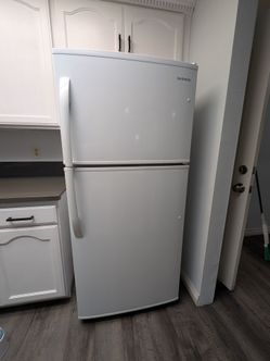 DAEWOO Refrigerator
