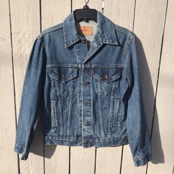 Vintage Levi’s 70s Jacket Size 36