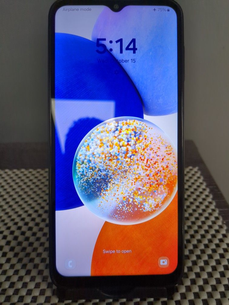 Samsung Galaxy A14 5G 64GB Unlocked Near Perfect Condition...