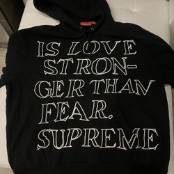 Supreme Hoodie 