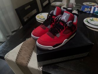 Air Jordan 4 toro bravo size 13
