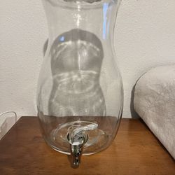 Glass Water Dispenser