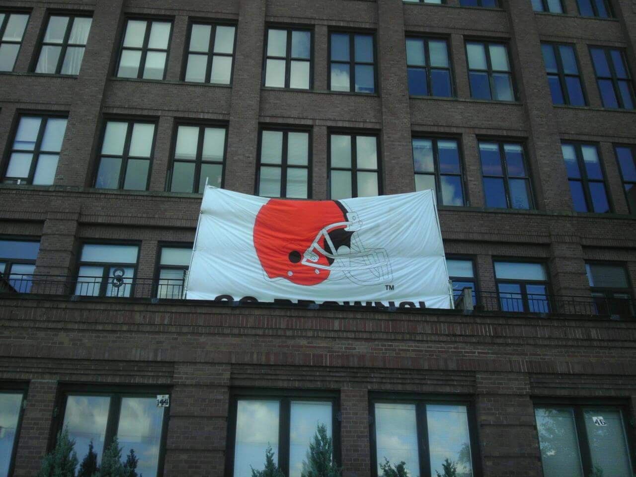 Giant Cleveland Browns Banner