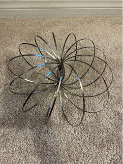 Flowtoys toroflux® - The Original Kinetic Spring Toy/ slinky