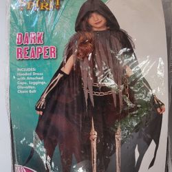 Spirit Halloween Costume Dark Reaper Costume Child Size Medium 8-10