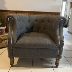 Tufted Club Chair