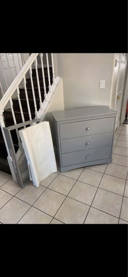 Dresser with choice changing top