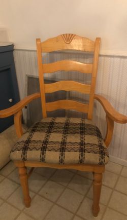Arm chair