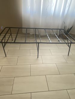Twin Base
