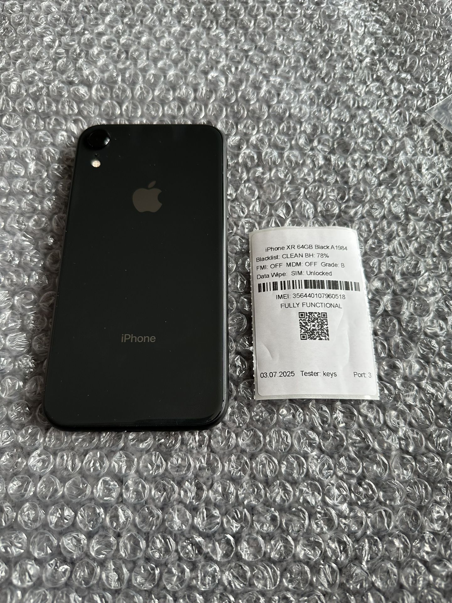 iPhone XR 64GB Unlocked