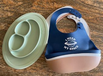 Silicone baby bibs and plate