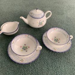 Noritake tea sets of 7