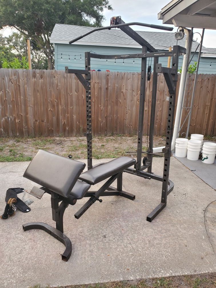 Bodysmith adjustable bench and squat rack with pulley system