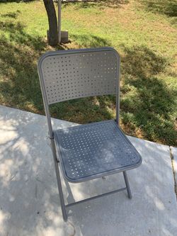 Metal folding chair