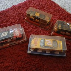 4 1,:24 Scale D Iecast Cars  By Raching