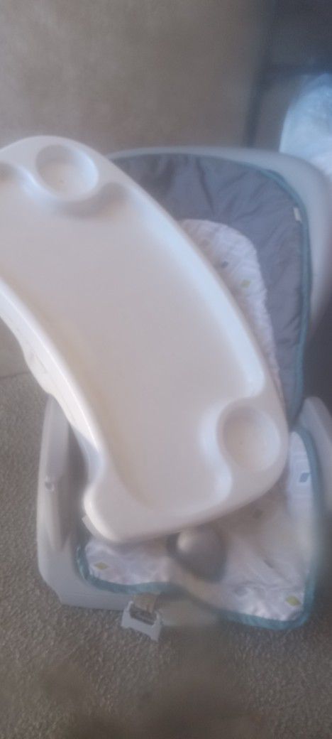 Infant Feeding Chair 