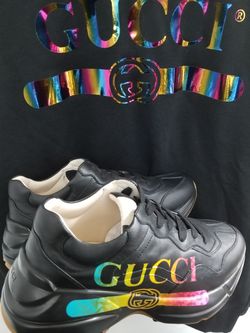 Gucci sneakers AND hoodie..400